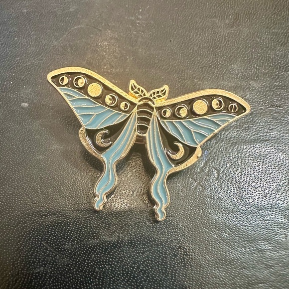 Moth Pin Bundle - Picture 2 of 6